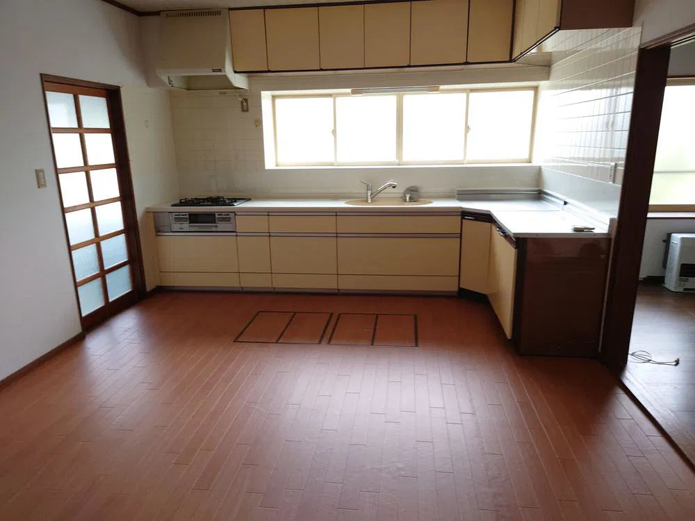 Shoencho, Hanamaki City, Iwate Prefecture 1.2 mi to Hanamaki Station