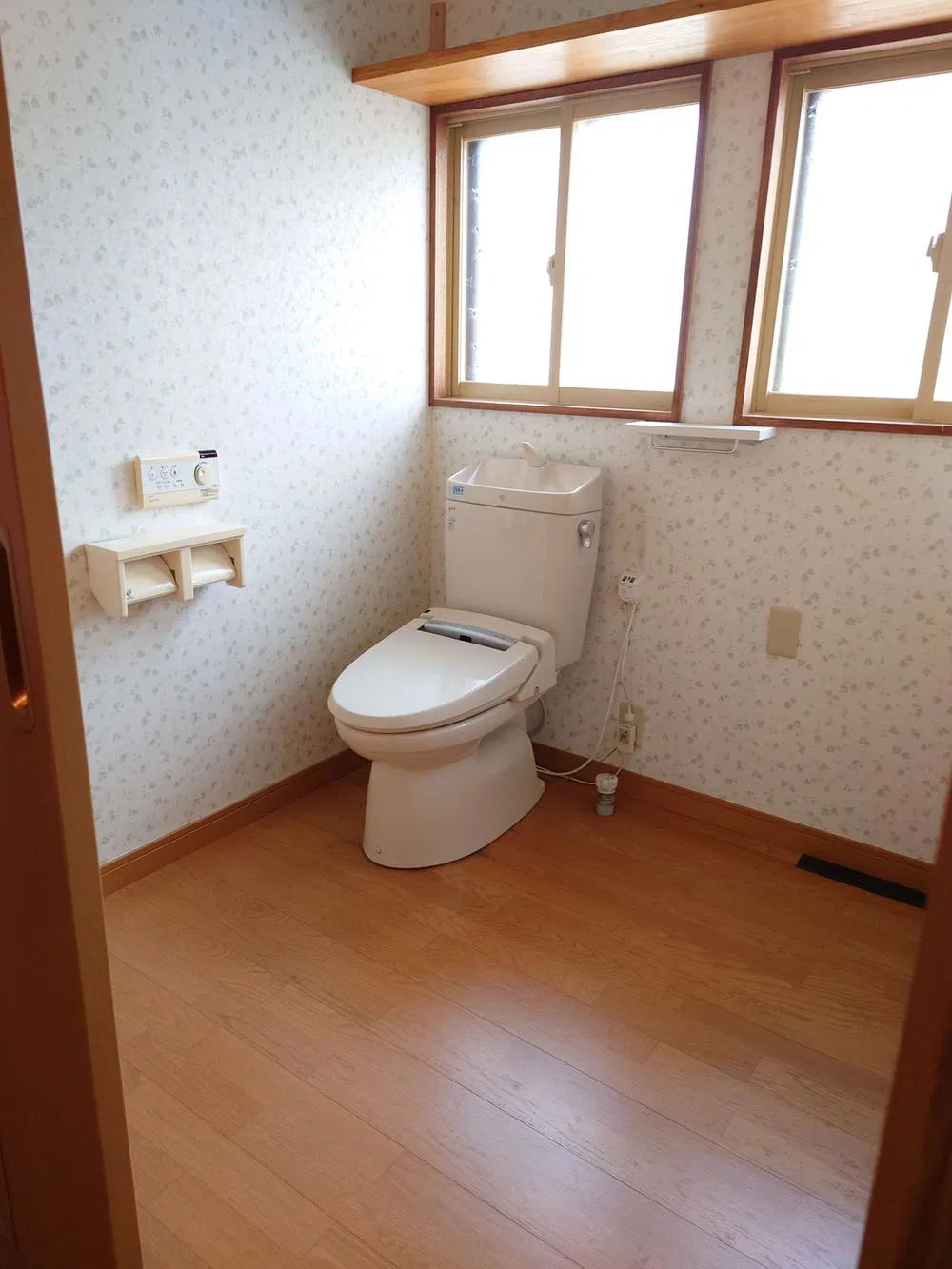 Shoencho, Hanamaki City, Iwate Prefecture 1.2 mi to Hanamaki Station