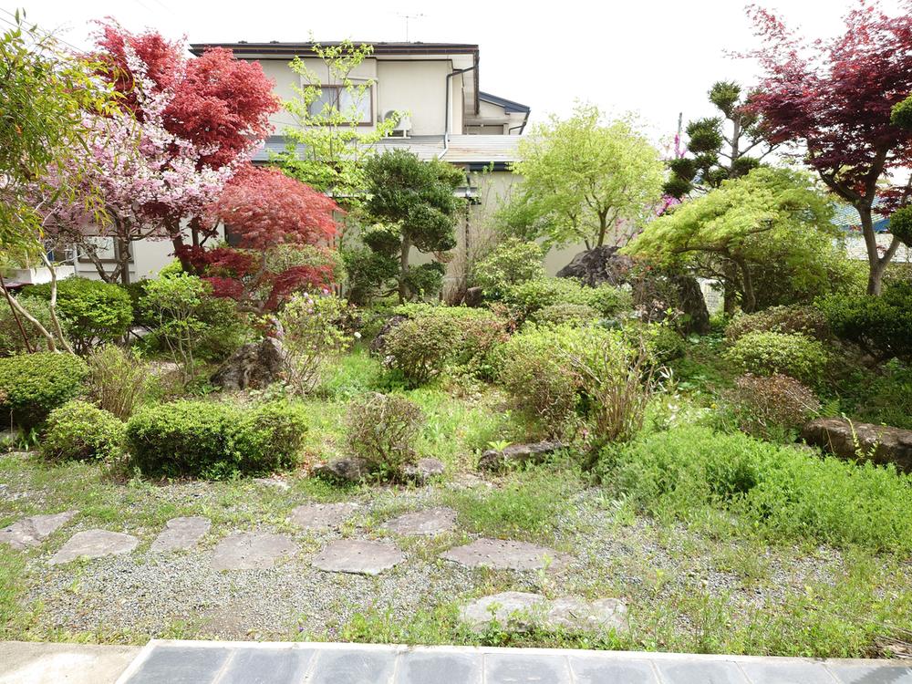 Shoencho, Hanamaki City, Iwate Prefecture 1.2 mi to Hanamaki Station