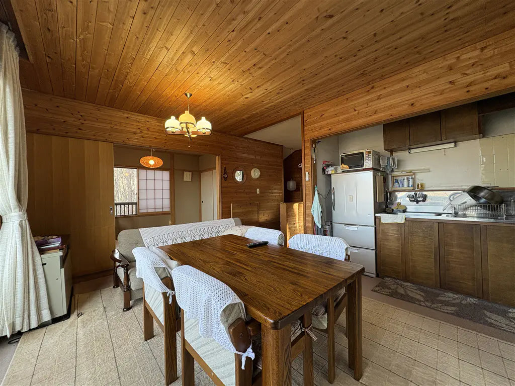3Beds House in Chino-shi, Nagano Kitayama character Kayama, Chino-shi, Nagano
