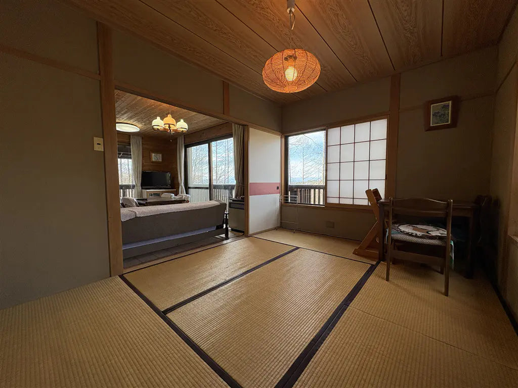 3Beds House in Chino-shi, Nagano Kitayama character Kayama, Chino-shi, Nagano