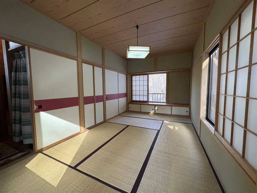 3Beds House in Chino-shi, Nagano Kitayama character Kayama, Chino-shi, Nagano