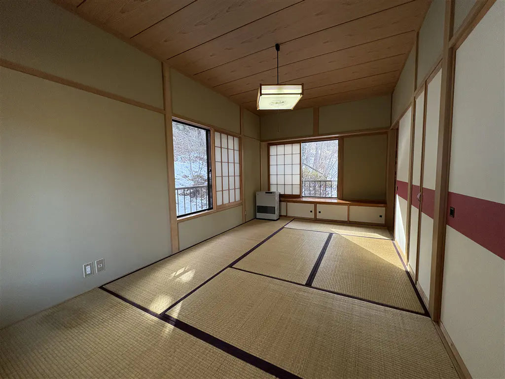 3Beds House in Chino-shi, Nagano Kitayama character Kayama, Chino-shi, Nagano