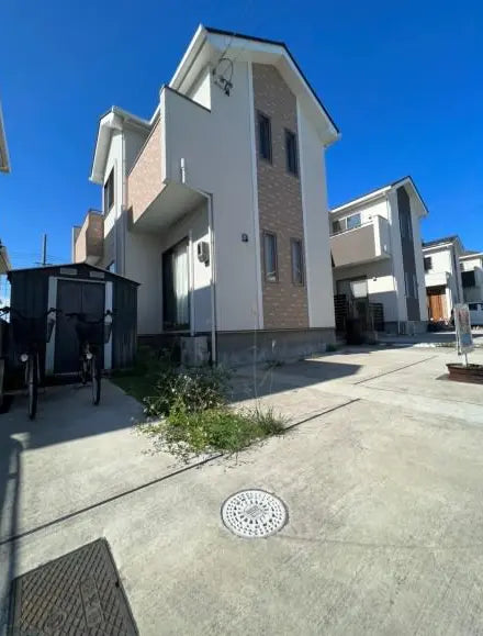 Uruma City, Yakeina Yonagusuku, 4LDK Investment property for sale Yonashiroya Keina, Uruma-shi, Okinawa