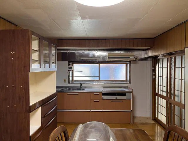 Oze, Iwakuni City, Yamaguchi Prefecture 1.9 mi to Ohtake: Station