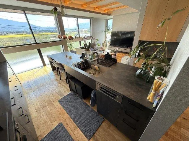 High-Grade 4LDK Detached House with “Mt. Fuji View”