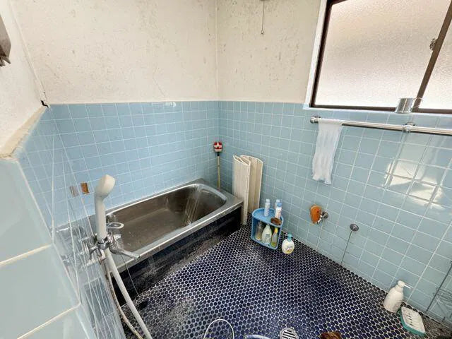 Kakitsubo, Santocho, Asago City, Hyogo Prefecture 1.5 mi to Yanase Station