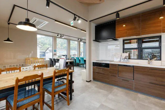 Kakitsubo, Santocho, Asago City, Hyogo Prefecture 1.5 mi to Yanase Station