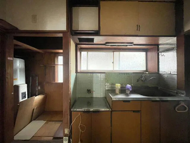 Yura 2-chome, Sumoto City, Hyogo Prefecture 7.9 mi to Kata Station