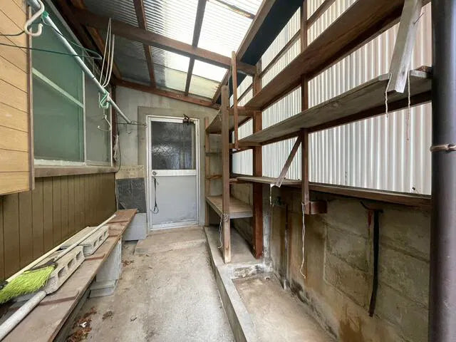 Yura 2-chome, Sumoto City, Hyogo Prefecture 7.9 mi to Kata Station