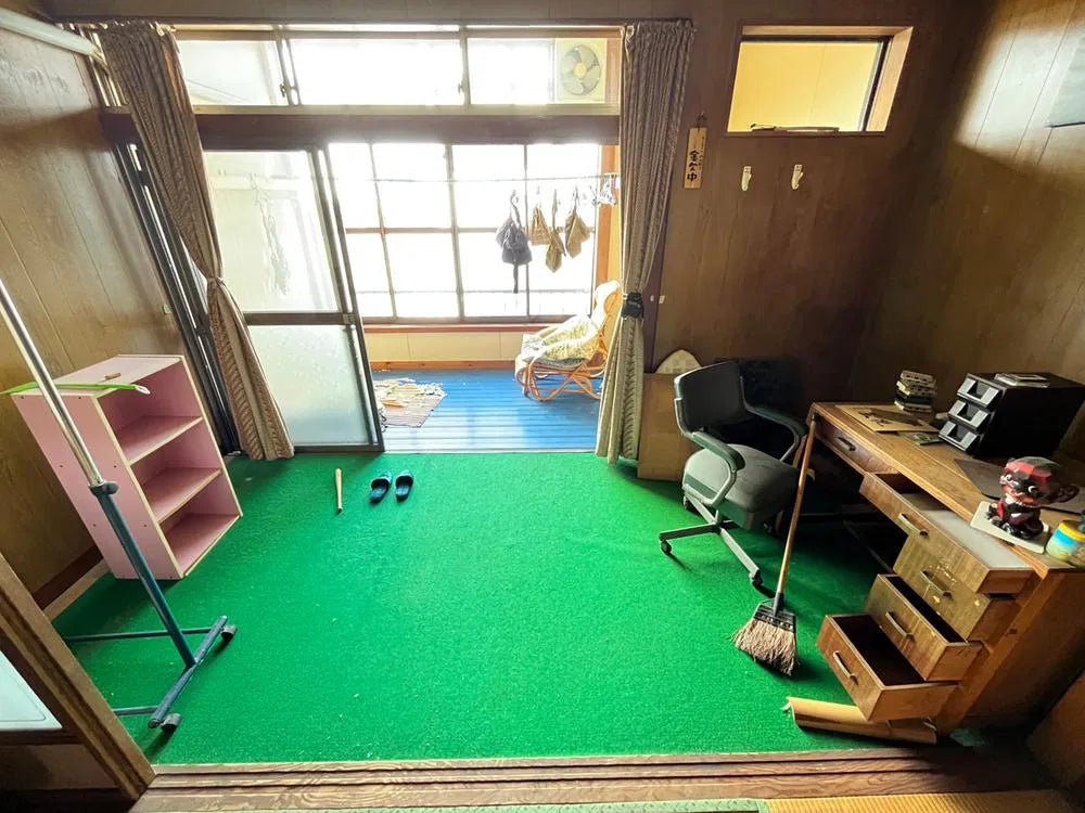 Inada 3, Joetsu City, Niigata Prefecture 1.5 mi to Takada Station