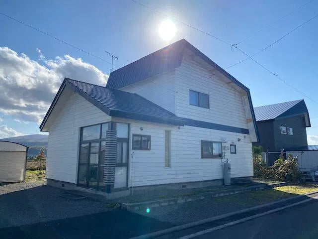 2-chome, Nouchimachi, Fukagawa City, Hokkaido 0.4 mi to Delivery Station