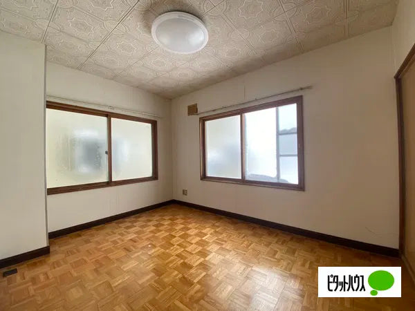 4-chome Nishibunkyocho, Akabira City, Hokkaido 0.8 mi to Akabira Station