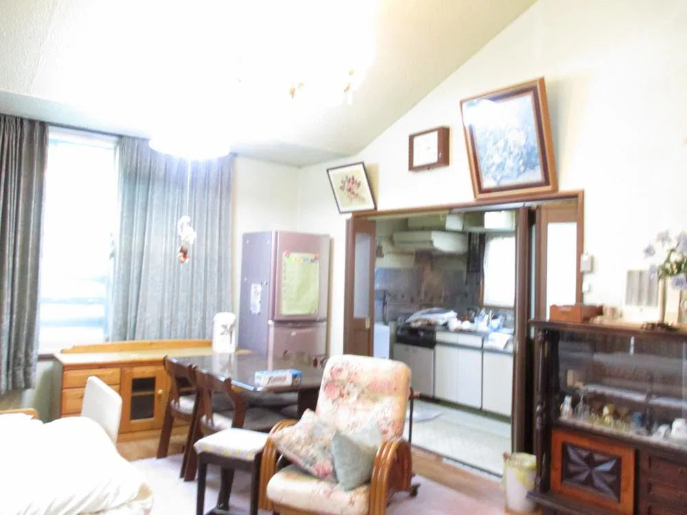 Zenibako 2, Otaru City, Hokkaido 0.2 mi to Money box Station