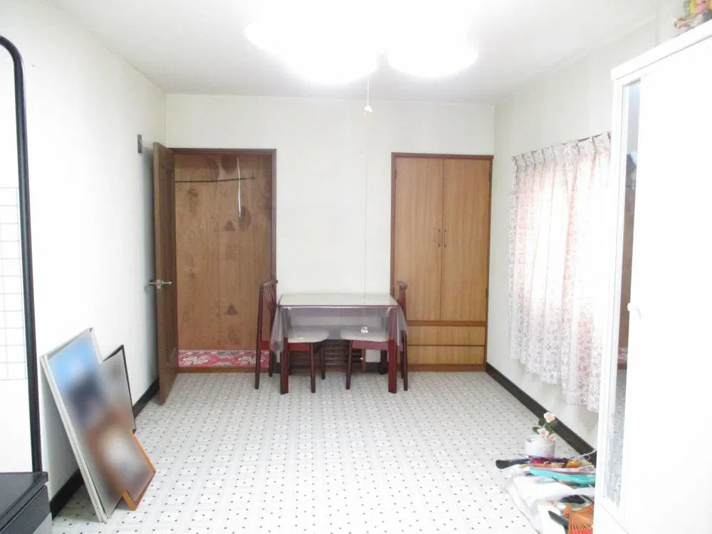 Zenibako 2, Otaru City, Hokkaido 0.2 mi to Money box Station