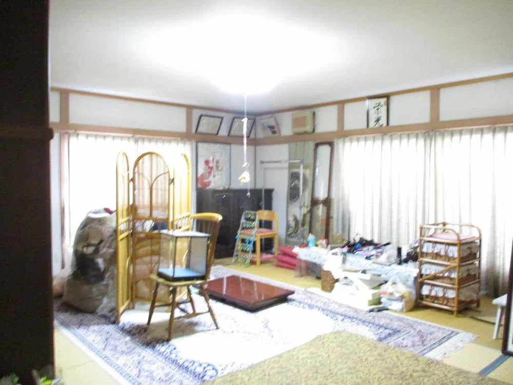 Zenibako 2, Otaru City, Hokkaido 0.2 mi to Money box Station