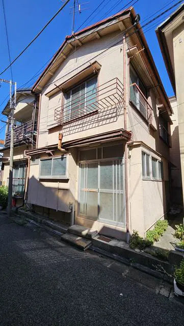 Harue-cho 3-chome, Edogawa-ku, Tokyo 0.4 mi to Ichinoe Station