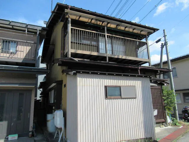 Hanaokacho 3-chome, Takayama City, Gifu Prefecture 0.8 mi to Takayama Station