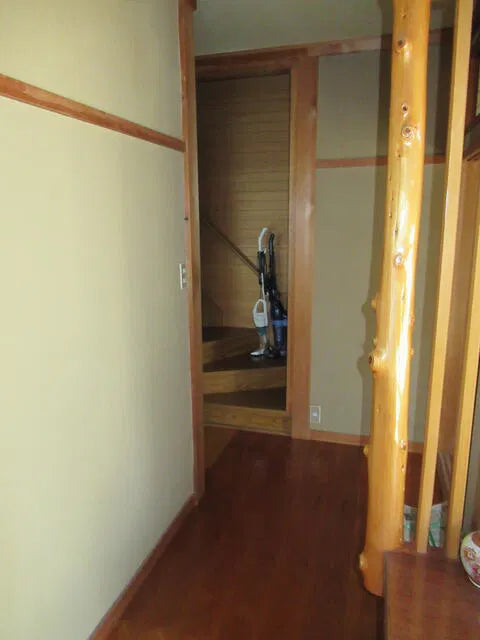 Hanaokacho 3-chome, Takayama City, Gifu Prefecture 0.8 mi to Takayama Station