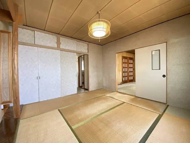 Funami Town, Hakodate City, Hokkaido 0.4 mi to In front of Hakodate Dock Station