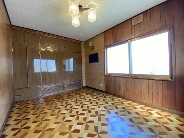 Funami Town, Hakodate City, Hokkaido 0.4 mi to In front of Hakodate Dock Station