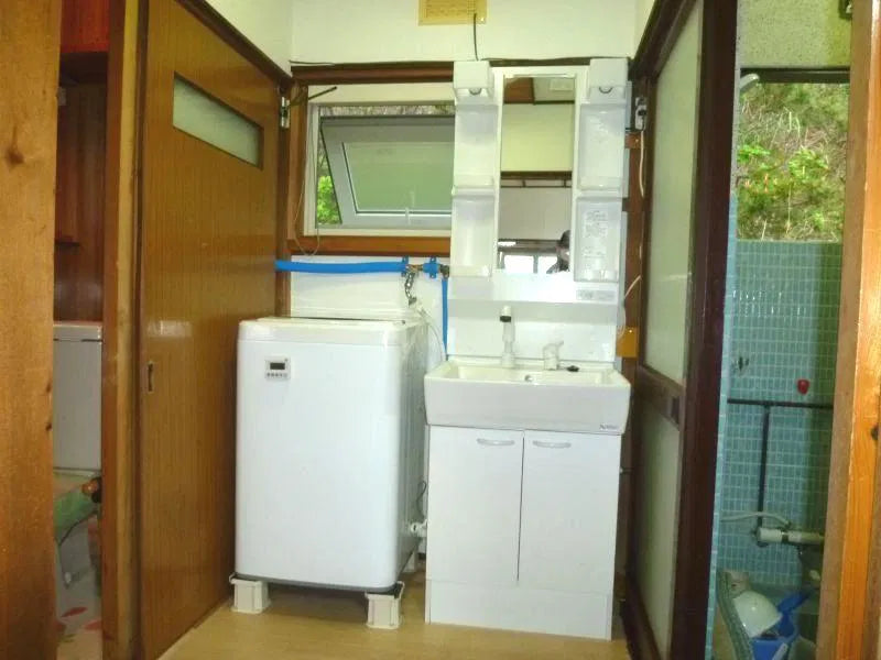 Ishizakicho, Hakodate City, Hokkaido 5.7 mi to Hot Spring River Station