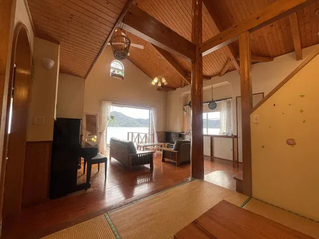 Tatsugo, Tatsugo-cho, Oshima-gun, Kagoshima Prefecture 190.7 mi to Tedako Urashi Station