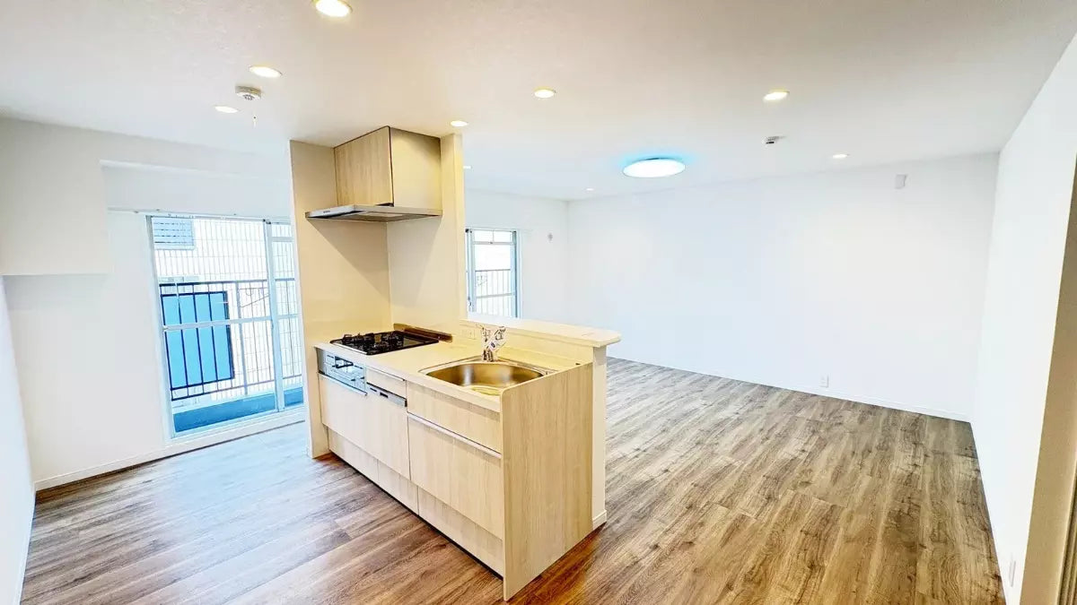 2LDK Fully Renovated Condo, Chiba