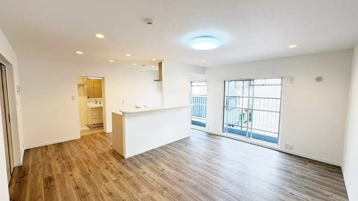 2LDK Fully Renovated Condo, Chiba