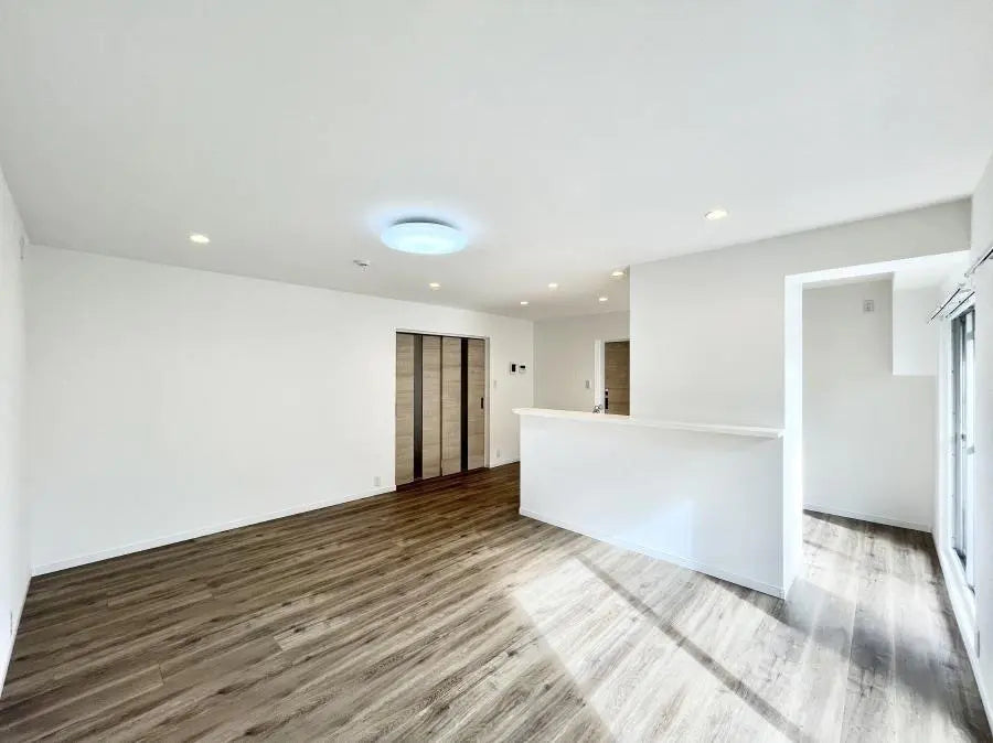 2LDK Fully Renovated Condo, Chiba