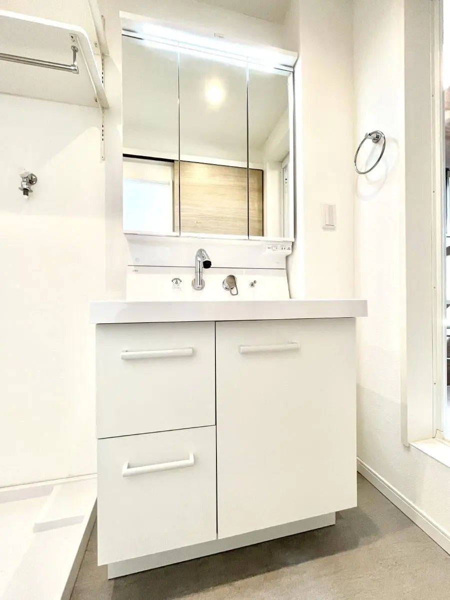 2LDK Fully Renovated Condo, Chiba