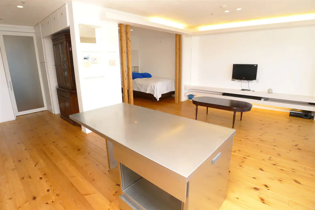 STUDIO Apartment in Tanabe-shi, Wakayama