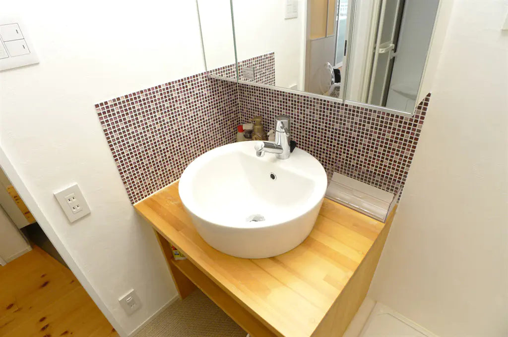 STUDIO Apartment in Tanabe-shi, Wakayama