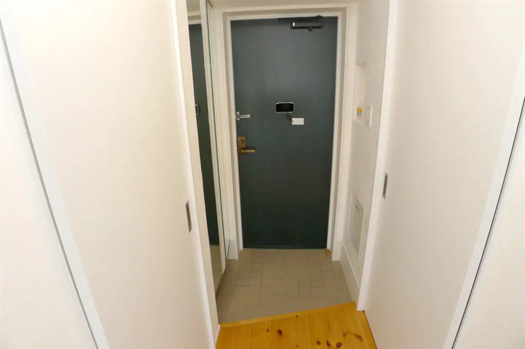 STUDIO Apartment in Tanabe-shi, Wakayama