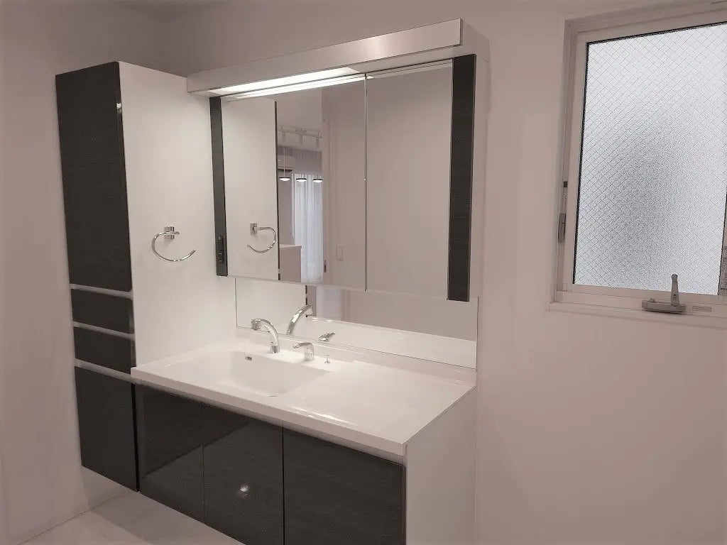 Elegant 2SLDK Home with Beautiful Natural Light – Perfect for Families!