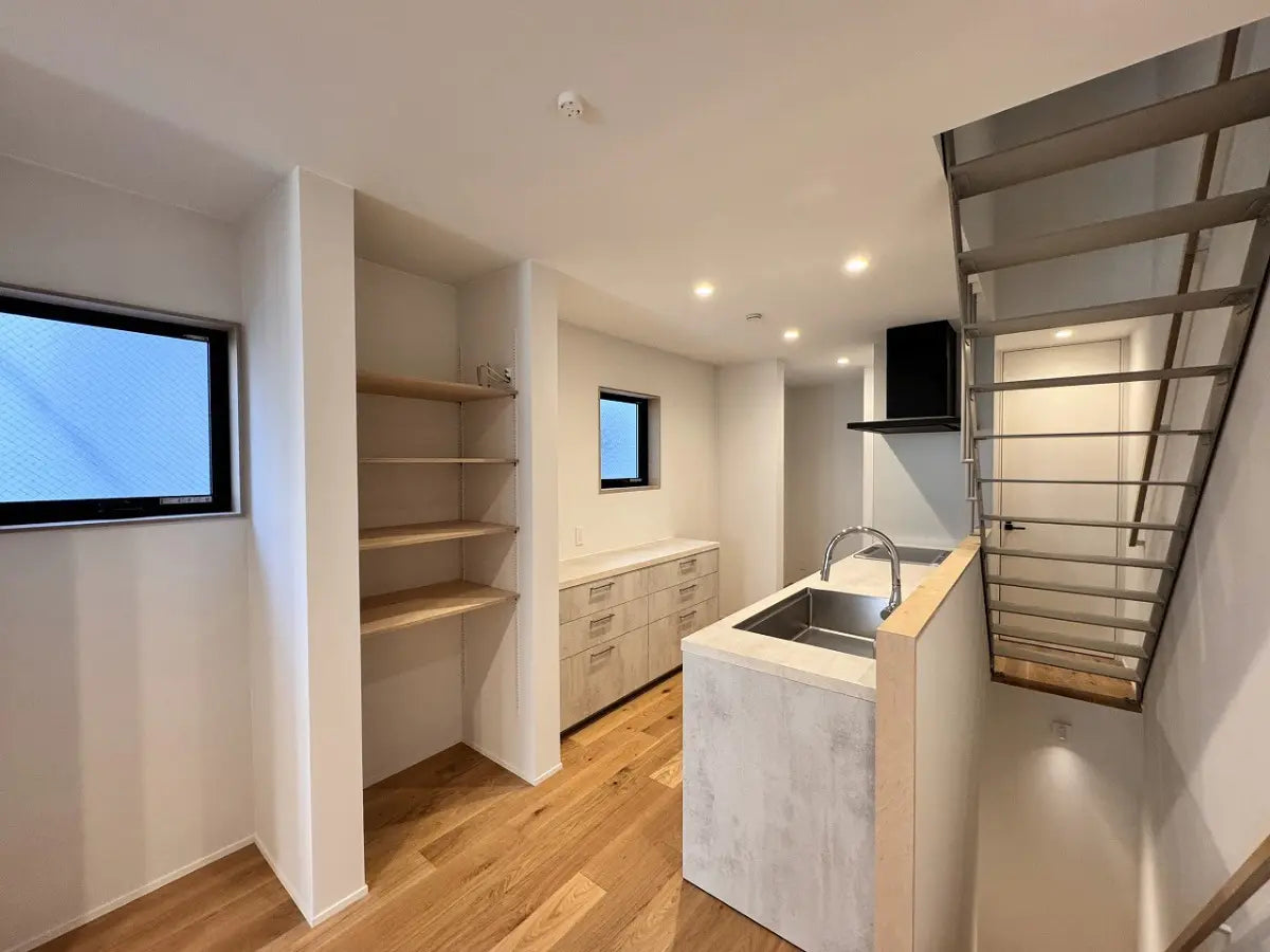 [Osaka Yodogawa Ward, Higashimikuni] Brand-New House