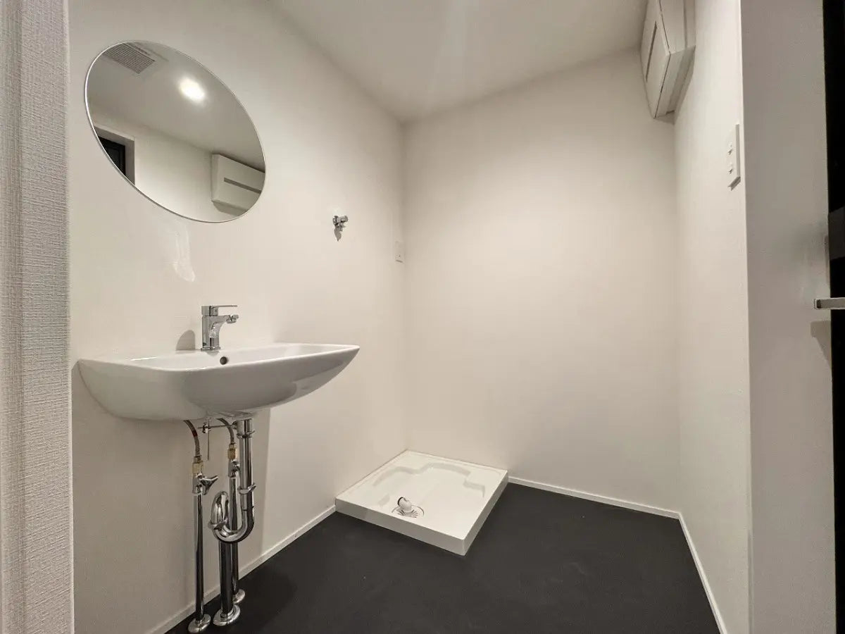 [Osaka Yodogawa Ward, Higashimikuni] Brand-New House