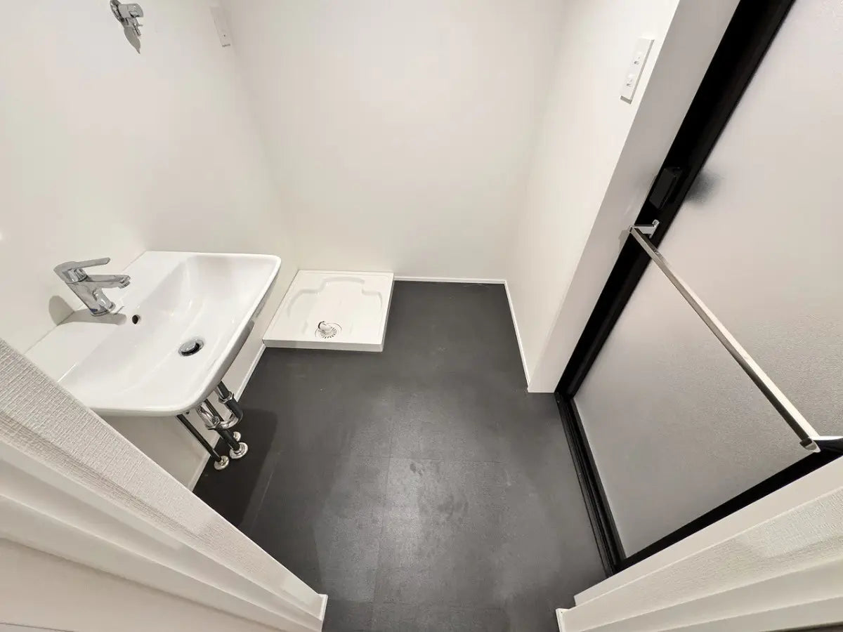 [Osaka Yodogawa Ward, Higashimikuni] Brand-New House