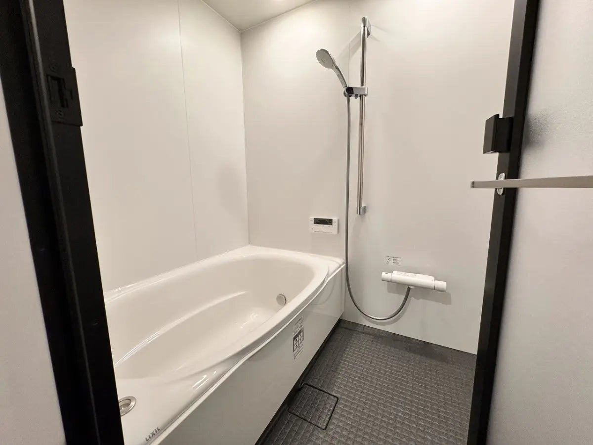 [Osaka Yodogawa Ward, Higashimikuni] Brand-New House