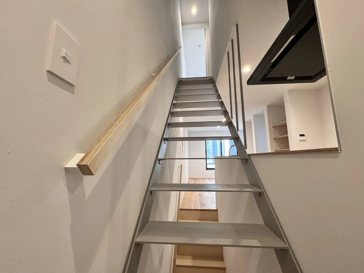 [Osaka Yodogawa Ward, Higashimikuni] Brand-New House