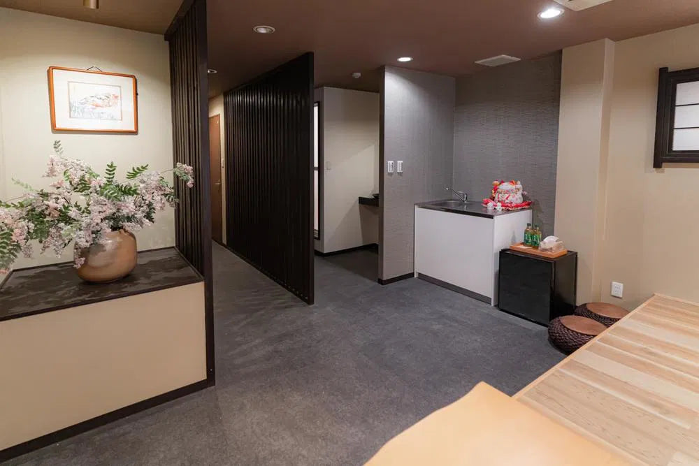 3-7-4 Higashinakamoto, Higashinari-ku, Osaka-shi, Osaka Prefecture