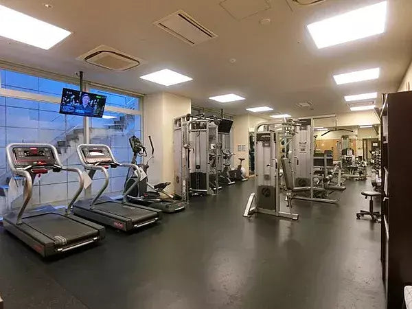 FIRST REAL TOWER SHINJUKU