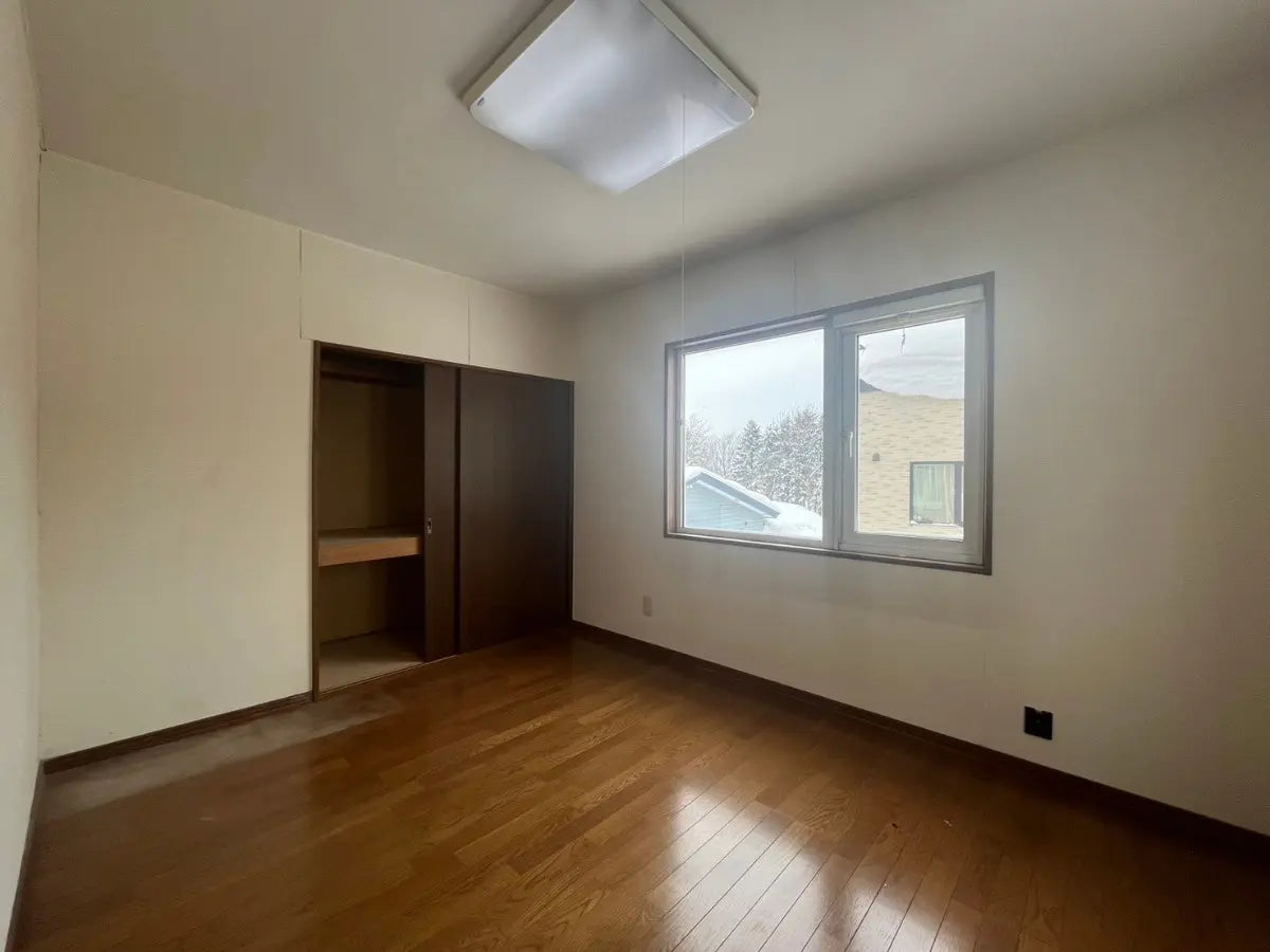 岩見沢市1条東17丁目58-1