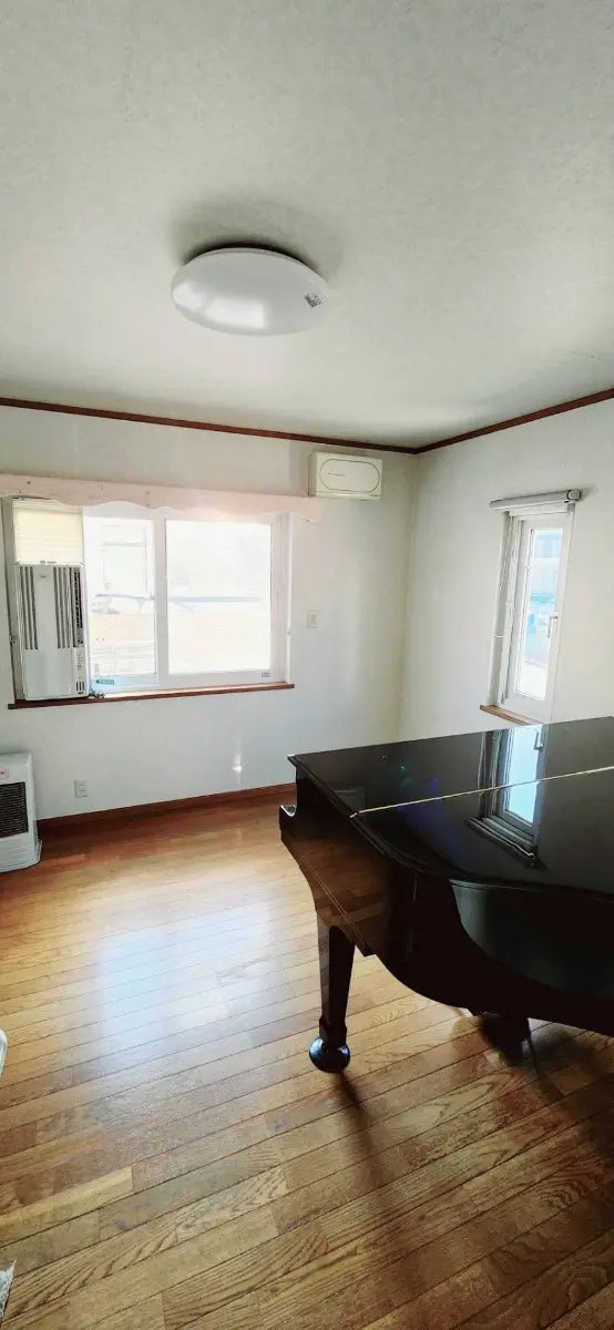 Family Vacation House Near Zenibako Station