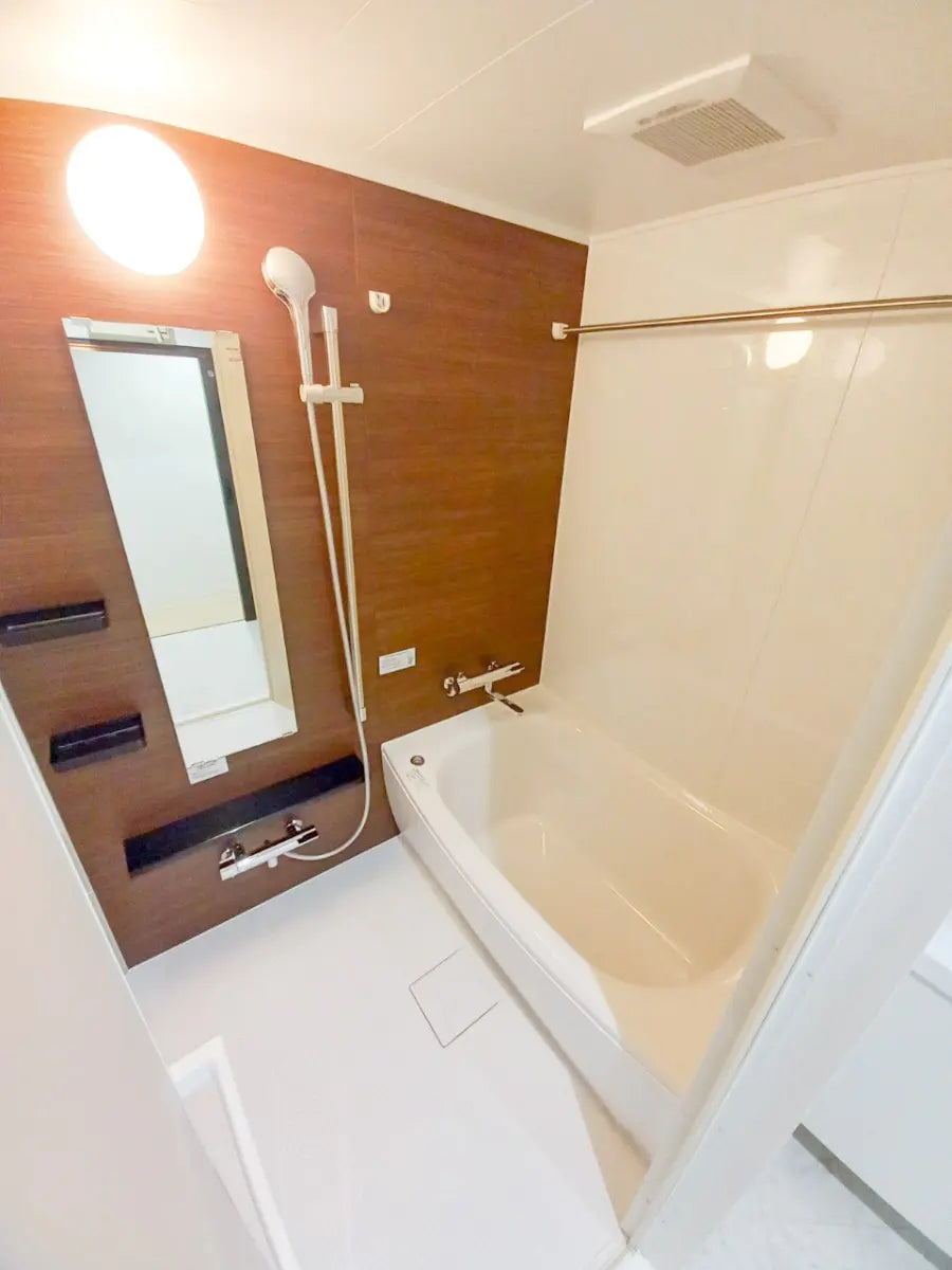 4Beds Apartment with individual garden