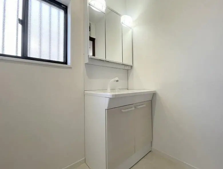 Budget-Friendly Home Near Parks and City Life