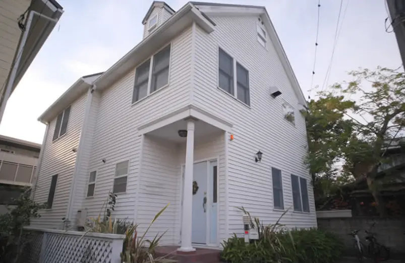 Dream Beach House – Just 4 Minutes Walk to the Ocean!