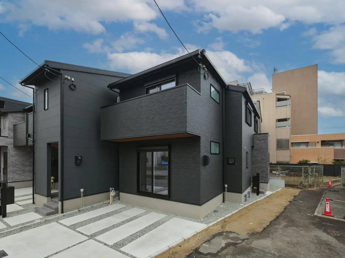 [Osaka Hirano, Kire] Brand-New House NO.4