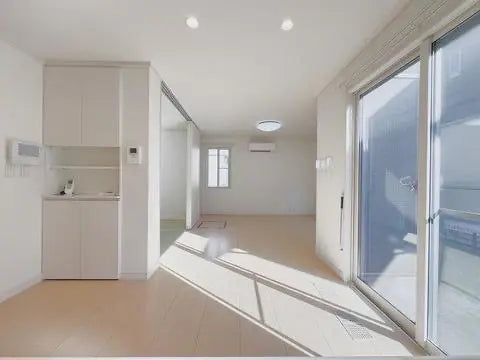 4LDK Bright Home Where Family Dreams Flouris, Tokyo