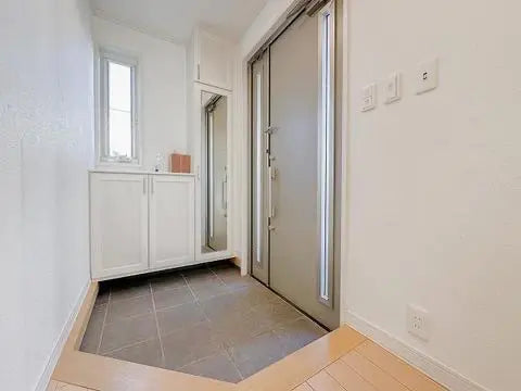 4LDK Bright Home Where Family Dreams Flouris, Tokyo